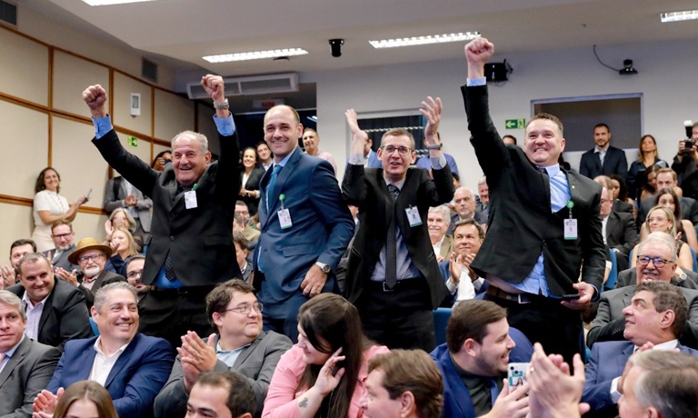 Prêmio ANEEL 2025: Empresas Finalistas Revelam Dados de Satisfação do Consumidor